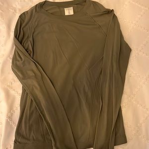 Athleta green Momentum long sleeve size M